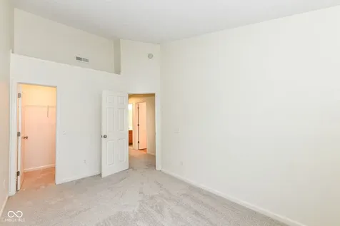3327 Decker Ridge Drive Indianapolis IN 46268