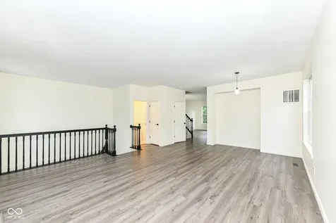3327 Decker Ridge Drive Indianapolis IN 46268