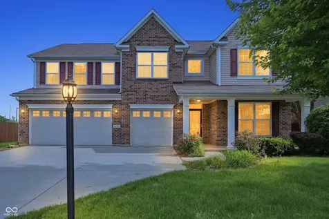 8110 Eskerban Drive Avon IN 46123