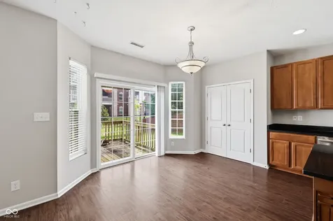 8110 Eskerban Drive Avon IN 46123