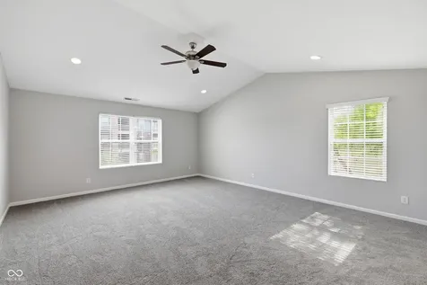 8110 Eskerban Drive Avon IN 46123