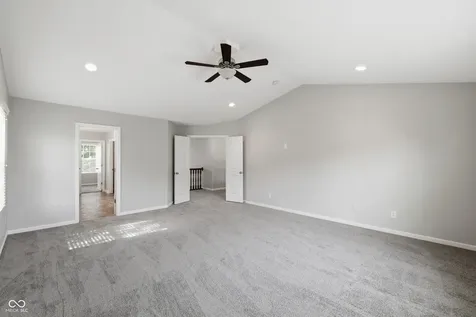 8110 Eskerban Drive Avon IN 46123