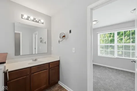 8110 Eskerban Drive Avon IN 46123