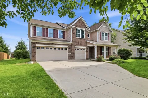 8110 Eskerban Drive Avon IN 46123
