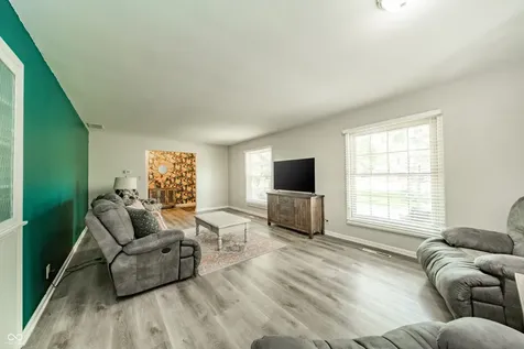 1641 Hillcrest Avenue Anderson IN 46011