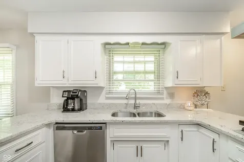 1641 Hillcrest Avenue Anderson IN 46011