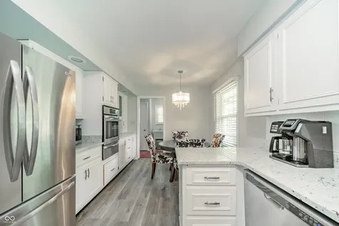 1641 Hillcrest Avenue Anderson IN 46011