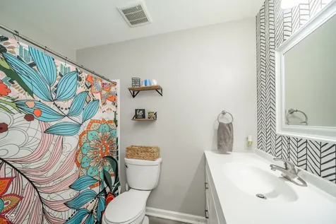 1641 Hillcrest Avenue Anderson IN 46011