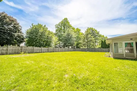 1641 Hillcrest Avenue Anderson IN 46011