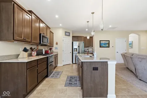 5728 Lyster Lane Indianapolis IN 46239