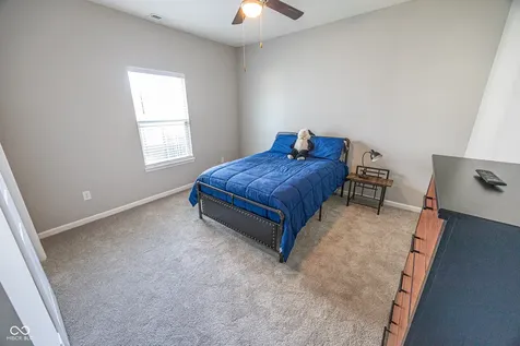 8822 Rowling Way Indianapolis IN 46239