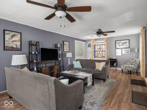 5827 Dewey Avenue Indianapolis IN 46219