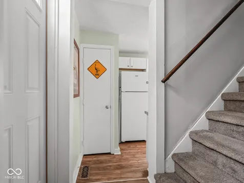5827 Dewey Avenue Indianapolis IN 46219