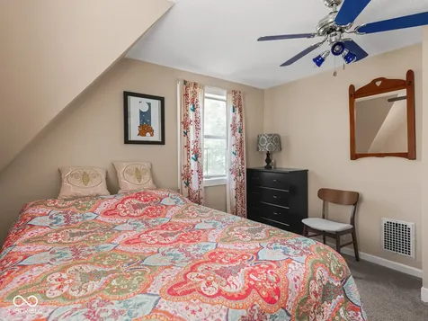 5827 Dewey Avenue Indianapolis IN 46219