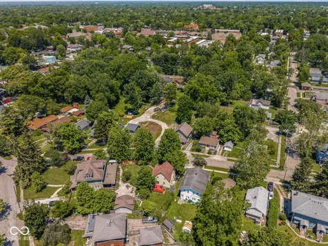 5827 Dewey Avenue Indianapolis IN 46219