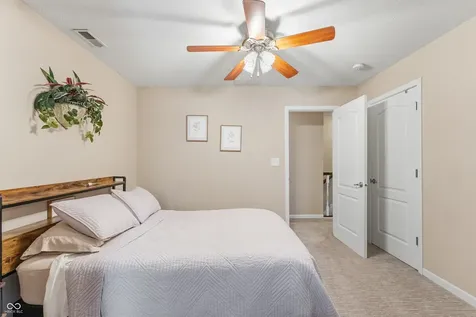 6075 Prairie Stream Way Columbus IN 47203