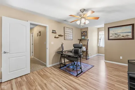 6075 Prairie Stream Way Columbus IN 47203