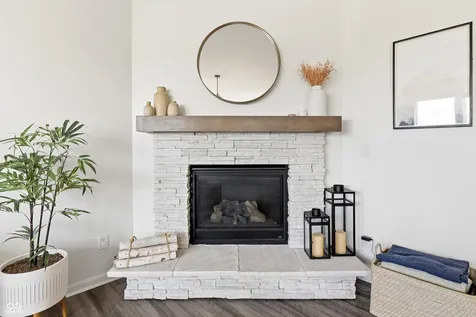 2131 Tompkins Drive Westfield IN 46074