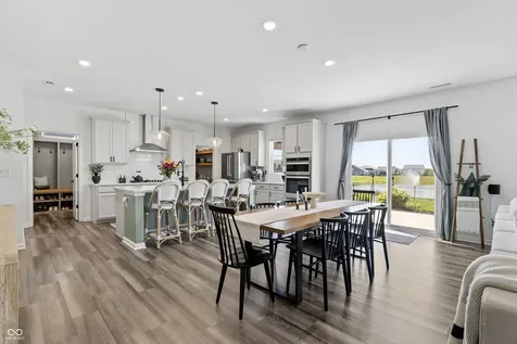 2131 Tompkins Drive Westfield IN 46074