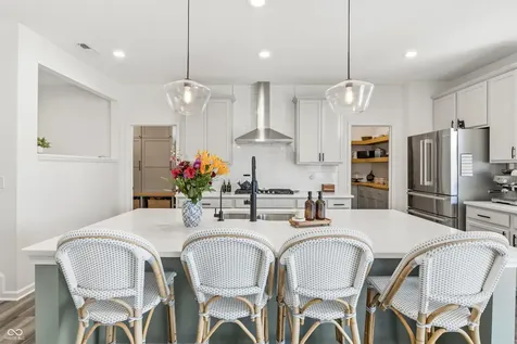 2131 Tompkins Drive Westfield IN 46074