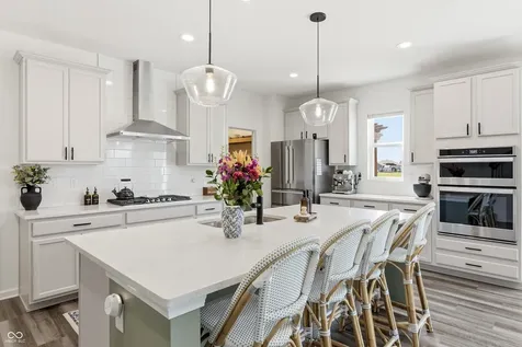 2131 Tompkins Drive Westfield IN 46074
