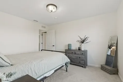 2131 Tompkins Drive Westfield IN 46074