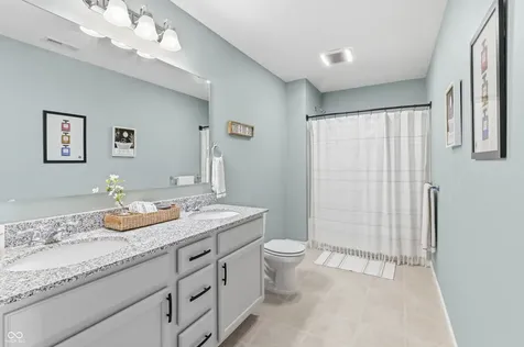 2131 Tompkins Drive Westfield IN 46074