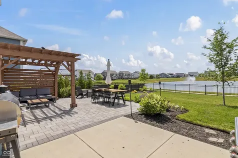 2131 Tompkins Drive Westfield IN 46074