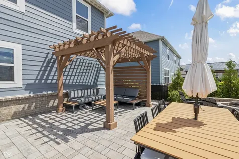 2131 Tompkins Drive Westfield IN 46074