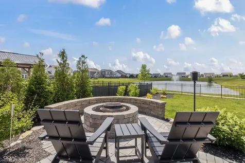2131 Tompkins Drive Westfield IN 46074