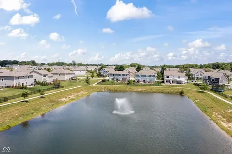 2131 Tompkins Drive Westfield IN 46074