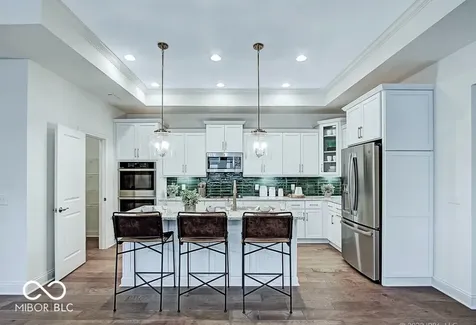 7073 Yosemite Drive Zionsville IN 46077