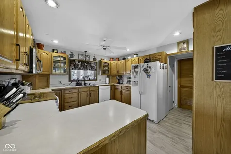 6702 E 96th Street Fishers IN 46038