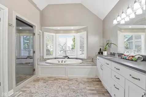 16335 La Paloma Court Noblesville IN 46060