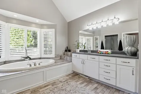 16335 La Paloma Court Noblesville IN 46060