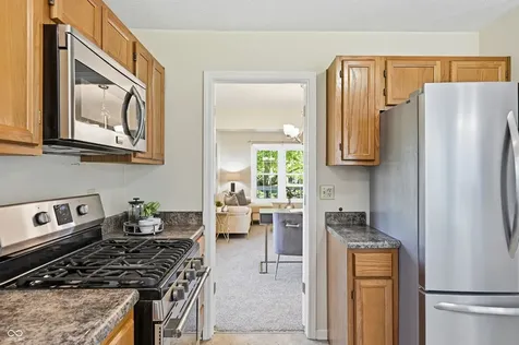 10713 Pimlico Circle Carmel IN 46280