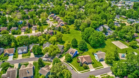 10713 Pimlico Circle Carmel IN 46280