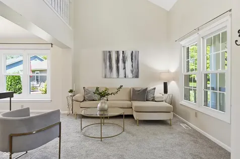 10713 Pimlico Circle Carmel IN 46280