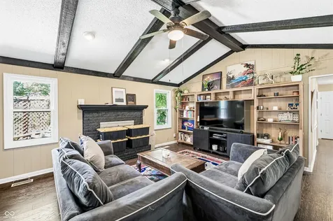 7522 E 80th Street Indianapolis IN 46256