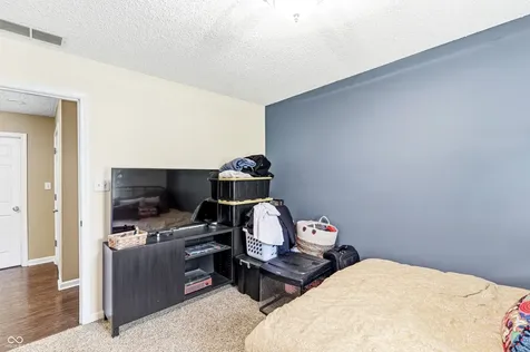 7522 E 80th Street Indianapolis IN 46256