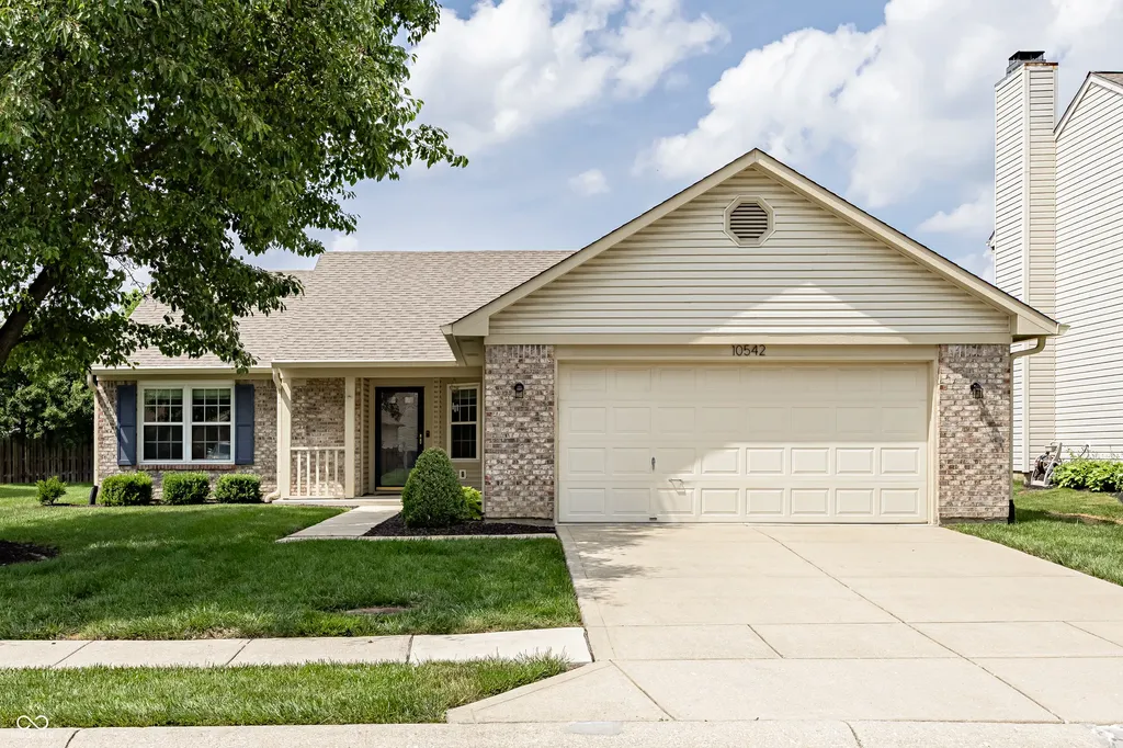 10542 Cedar Drive Fishers IN 46037