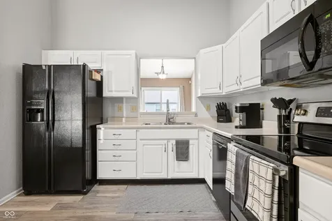 10542 Cedar Drive Fishers IN 46037