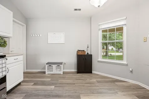 10542 Cedar Drive Fishers IN 46037