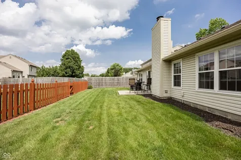 10542 Cedar Drive Fishers IN 46037