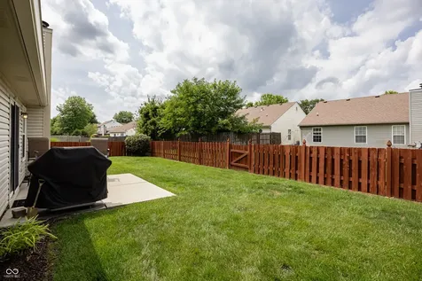 10542 Cedar Drive Fishers IN 46037