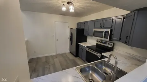11539 Hidden Bay Indianapolis IN 46236