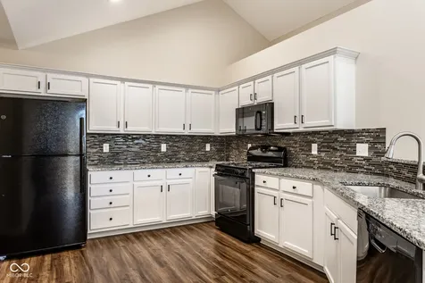 7910 King Post Drive Indianapolis IN 46237