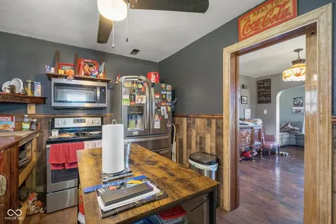 1804 N Ewing Street Seymour IN 47274