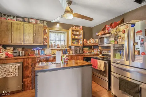 1804 N Ewing Street Seymour IN 47274