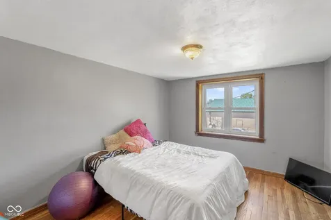 1804 N Ewing Street Seymour IN 47274